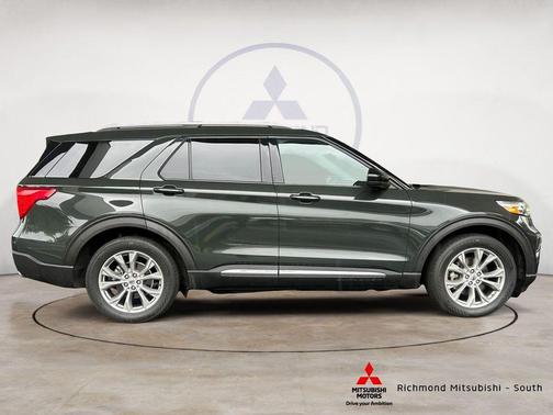Green Metallic 2022 Ford Explorer Limited