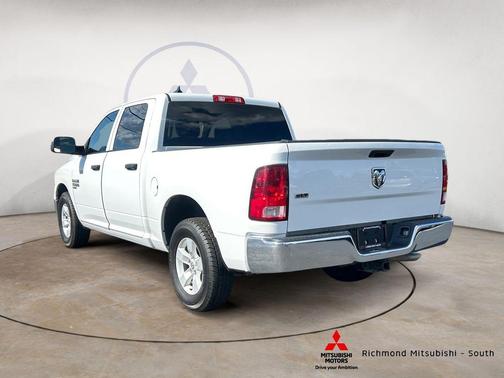 Bright White Clearcoat 2023 RAM 1500 Classic SLT