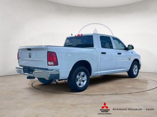 Bright White Clearcoat 2023 RAM 1500 Classic SLT