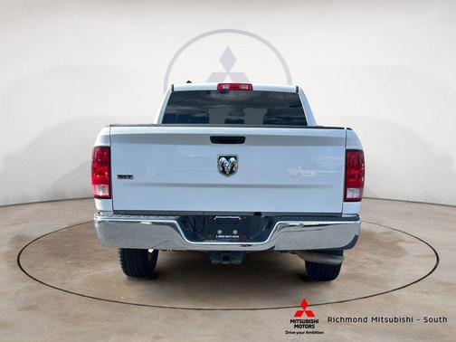 Bright White Clearcoat 2023 RAM 1500 Classic SLT
