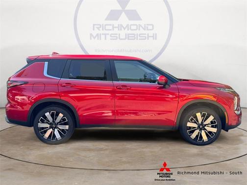 2025 Mitsubishi Outlander SE