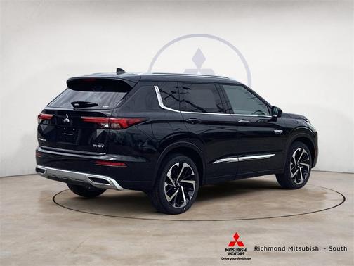 2025 Mitsubishi Outlander PHEV SEL