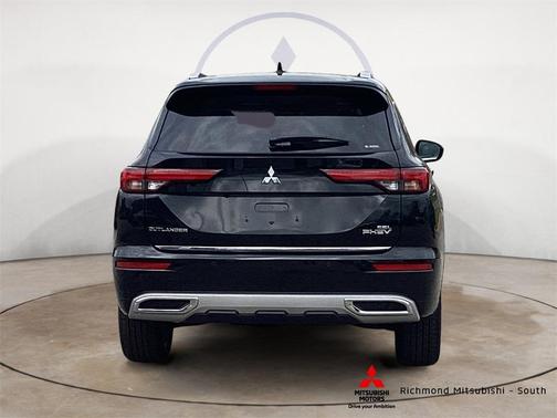 2025 Mitsubishi Outlander PHEV SEL