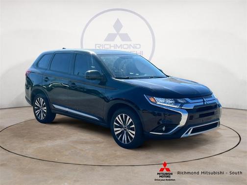 2020 Mitsubishi Outlander SE