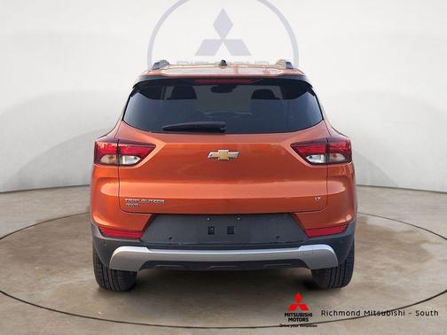 Vivid Orange Metallic 2022 Chevrolet Trailblazer LT