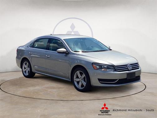 2012 Volkswagen Passat 2.5 SE