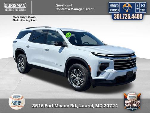 Summit White 2024 Chevrolet Traverse LT