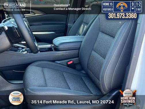 Summit White 2024 Chevrolet Traverse LT