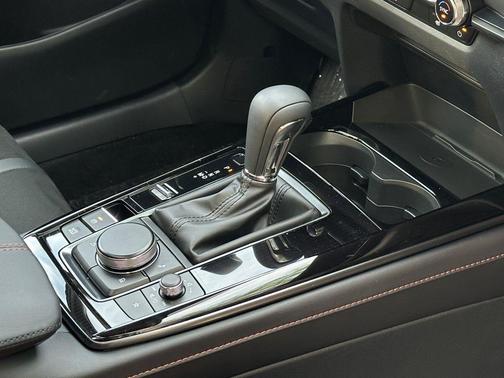 2025 Mazda CX-30 2.5 Carbon Turbo
