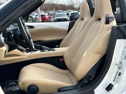 2025 Mazda MX-5 Miata Grand Touring