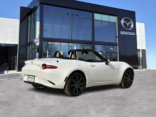 2025 Mazda MX-5 Miata Grand Touring
