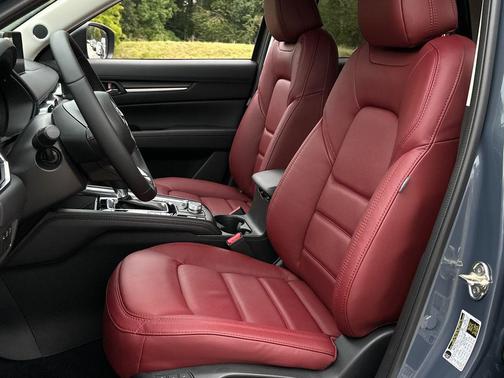 2025 Mazda CX-5 Carbon Edition