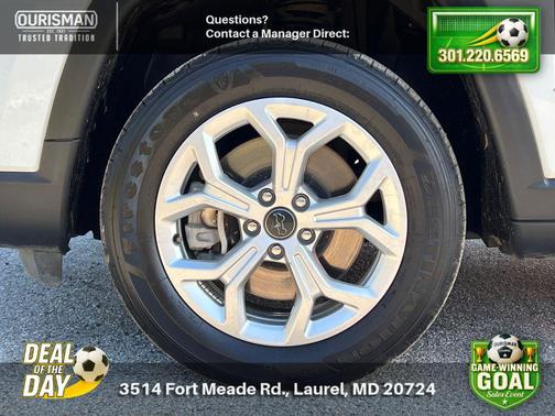 Bright White Clearcoat 2025 Jeep Compass Latitude