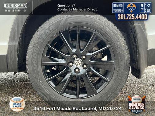 Celestial Silver Metallic 2019 Toyota Highlander SE