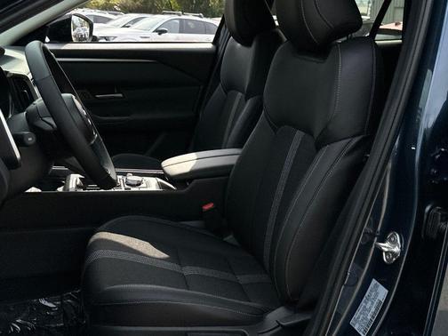 2025 Mazda CX-50 2.5 S Select Package