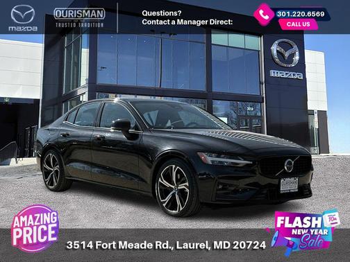 2024 Volvo S60 B5 Plus Dark Theme