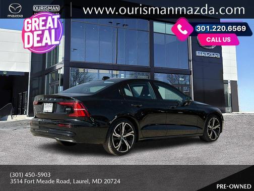 2024 Volvo S60 B5 Plus Dark Theme