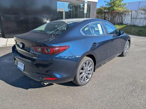 2025 Mazda Mazda3 FWD w/Preferred Package