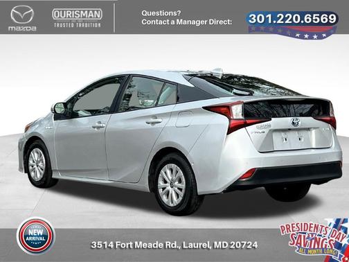 2022 Toyota Prius LE