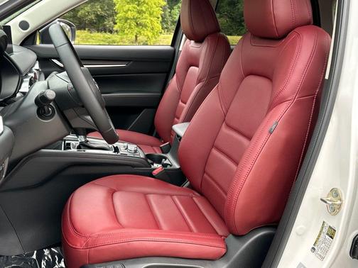 2025 Mazda CX-5 Carbon Edition