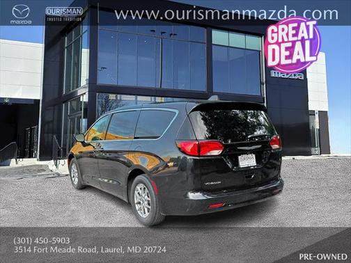 2023 Chrysler Voyager LX