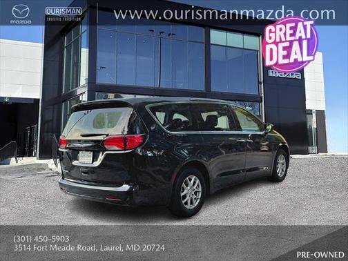 2023 Chrysler Voyager LX