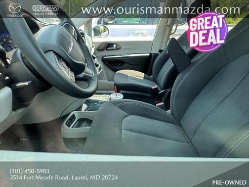 2023 Chrysler Voyager LX