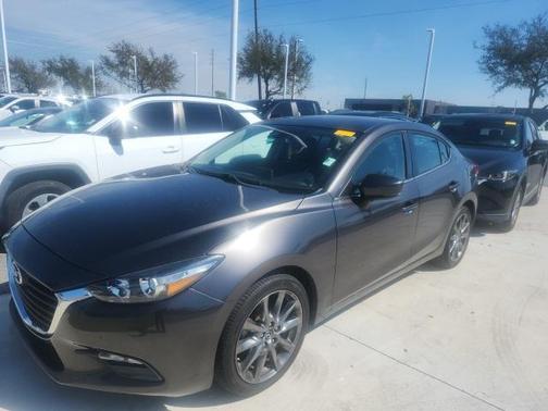 2018 Mazda Mazda3 Touring