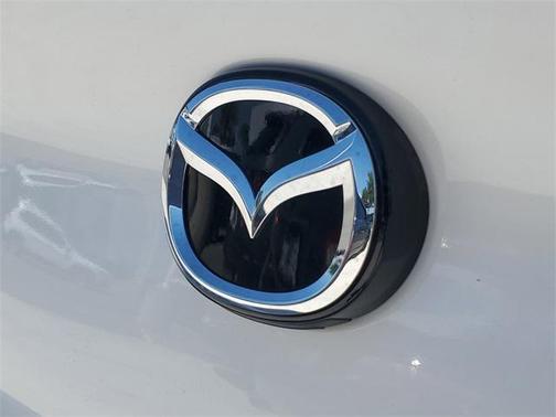2025 Mazda Mazda3 FWD w/Preferred Package