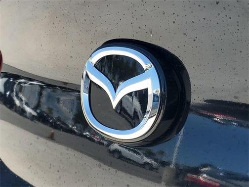 2025 Mazda Mazda3 FWD w/Preferred Package
