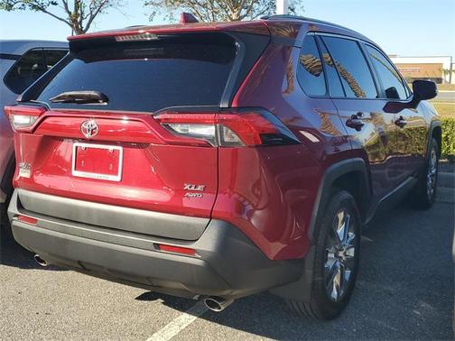 2021 Toyota RAV4 XLE Premium