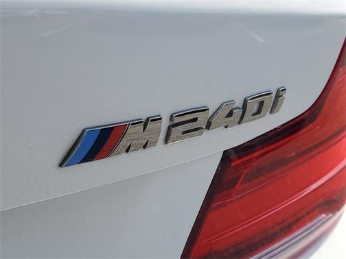 2019 BMW M240 i
