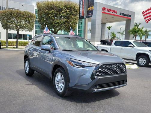 Celestite 2023 Toyota Corolla Cross LE