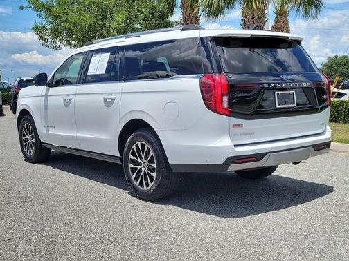 Oxford White 2025 Ford Expedition Max Platinum