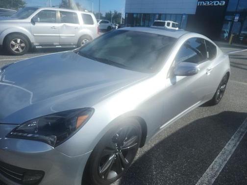 2011 Hyundai Genesis Coupe 3.8 Grand Touring