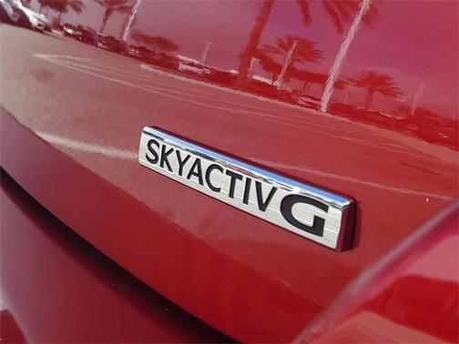 2022 Mazda Mazda3 FWD w/Preferred Package