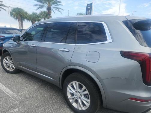 2023 Cadillac XT6 Luxury FWD