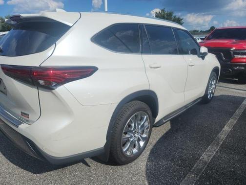 2021 Toyota Highlander Limited