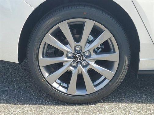 Snowflake White Pearl Mica 2026 Mazda Mazda3 FWD w/Preferred Package