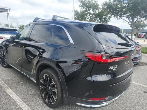 2024 Mazda CX-90 PHEV Premium Plus