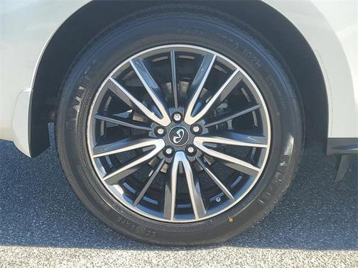 2016 INFINITI QX60 Base