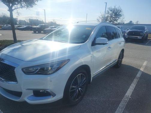 2016 INFINITI QX60 Base