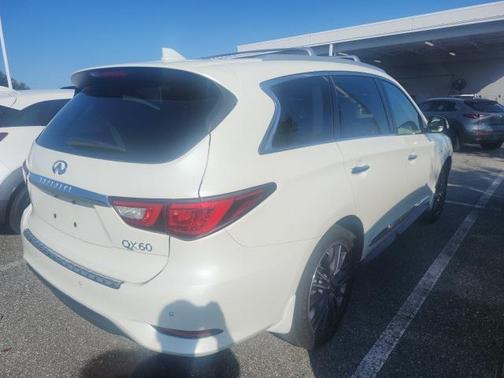 2016 INFINITI QX60 Base