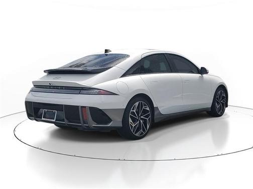2025 Hyundai IONIQ 6 Limited