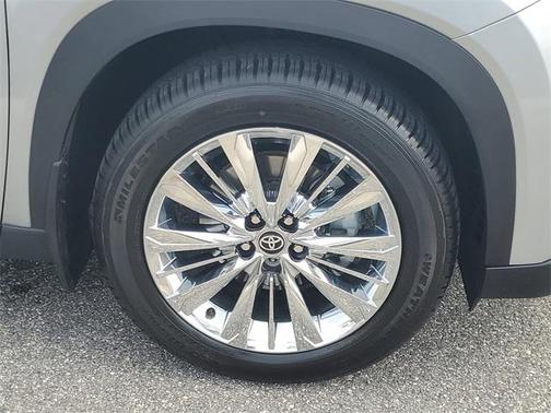 2024 Toyota Grand Highlander Platinum