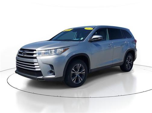 2019 Toyota Highlander LE I4