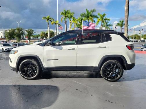 2023 Jeep Compass Latitude