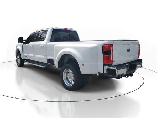 2023 Ford F-450 Lariat