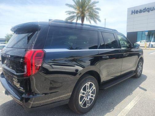 Agate Black Metallic 2025 Ford Expedition Max Active 4x4
