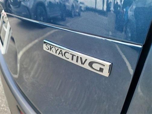 2025 Mazda CX-50 2.5 S Preferred Package